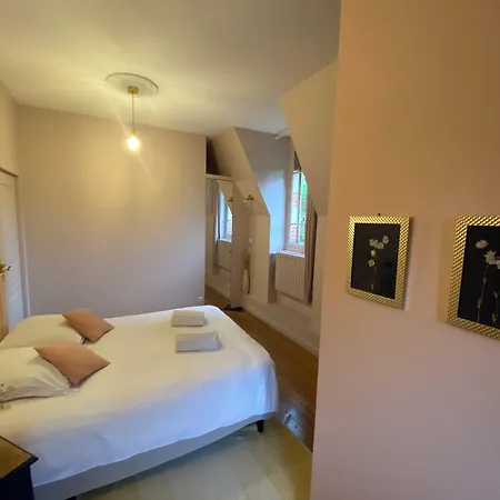 Propriete Les Ruisseaux Quarto em Acomodações Particulares